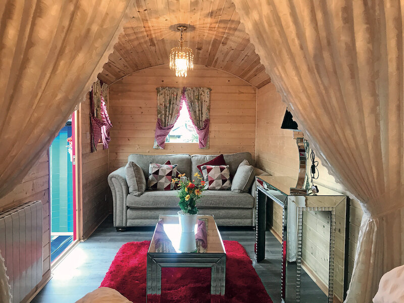 Zirkuswagen 600 x 240 cm - Pipowagen Angelo