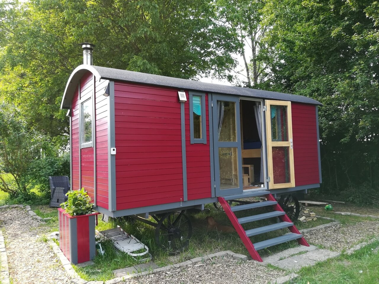 Zirkuswagen 480 x 240 x 319 cm mit Seitent&uuml;r - Pipowagen Patricia