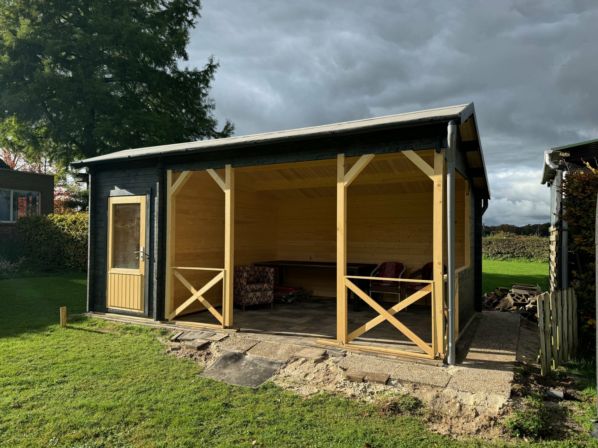 Blockhaus Selma 578 x 350 x 279 cm - Mit Seitendach