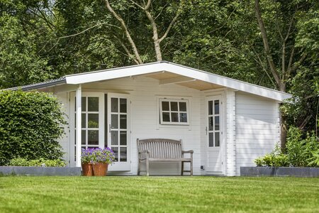 Gartenhaus Wolfgang 530 x 450 cm mit Vordach