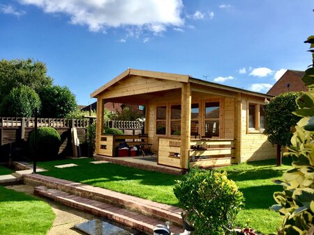 Gartenhaus Bolton 440 x 340 x 263 cm - Mit Vordach und Balustrade