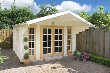 Gartenhaus Sören 380x380 cm mit Vordach 150 cm